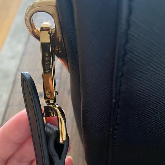 Prada Galleria Saffiano leather large bag. - Picture 6 of 6